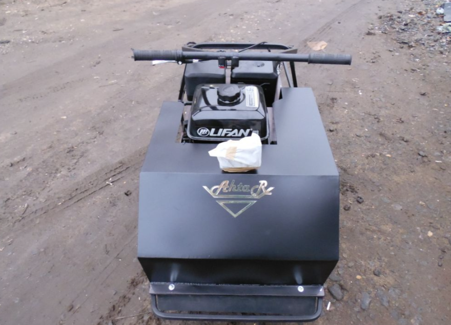 Мотобуксировщик AhtaR Зима 9 л/с с вариатором в Черкесске