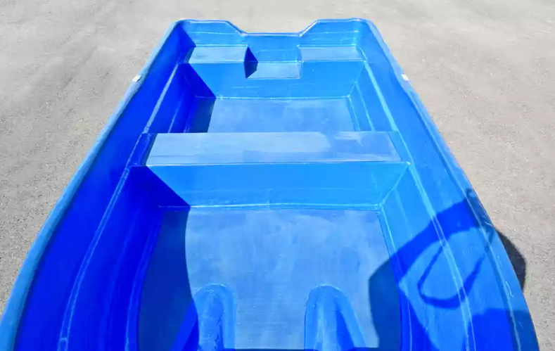 Стеклопластиковая лодка Neman-340 (тримаран) в Черкесске