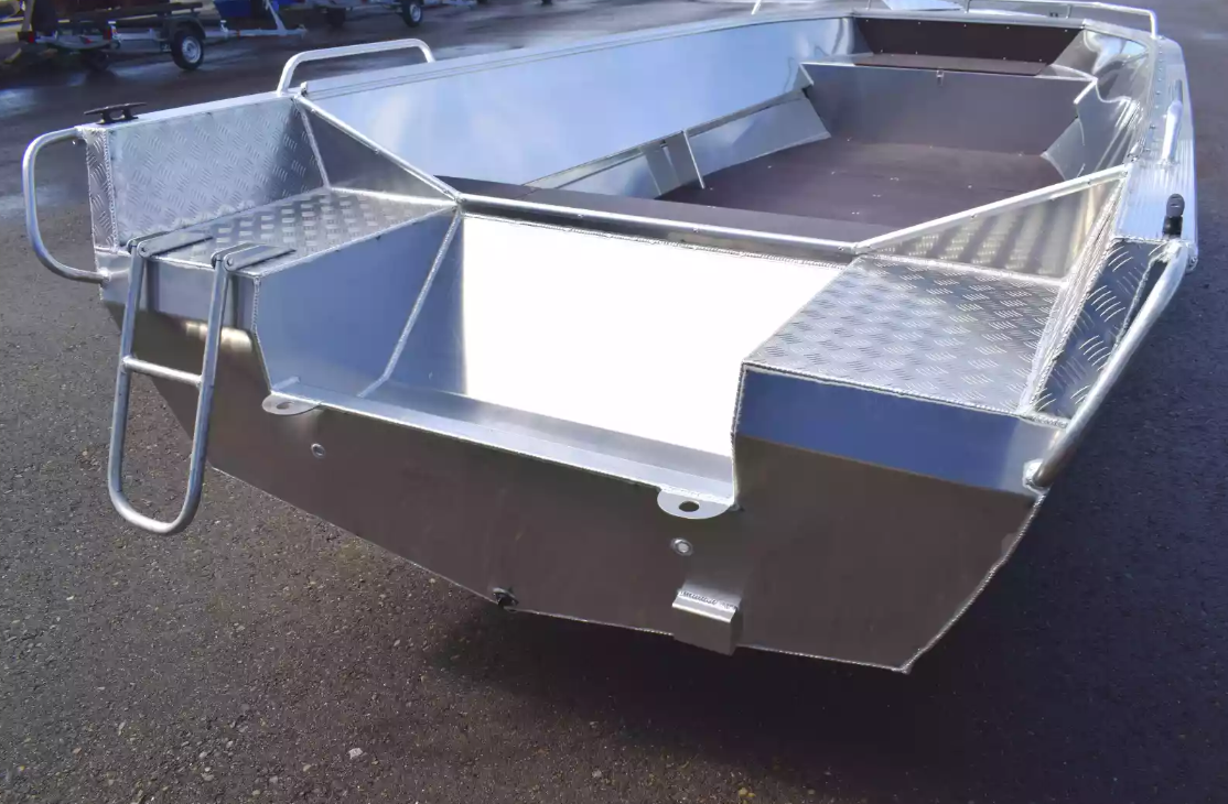 Алюминиевая лодка Неман-500 P в Черкесске