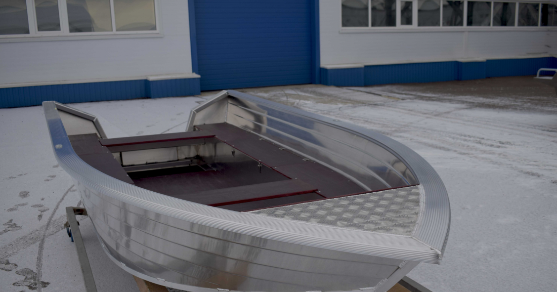 Алюминиевая лодка Неман-400 в Черкесске