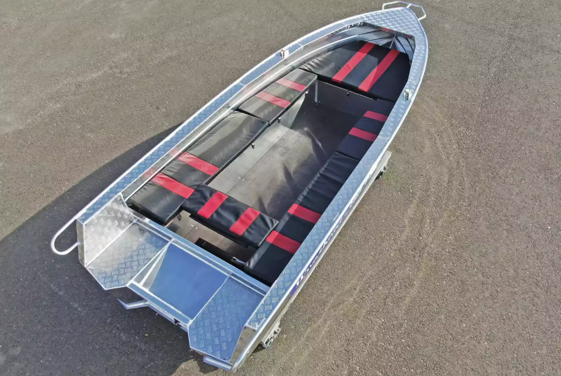 Алюминиевая лодка Wyatboat-390РМ увеличенный борт в Черкесске