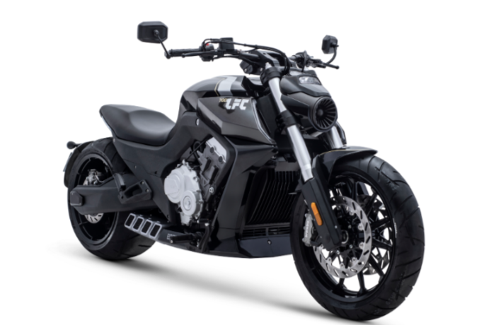 Мотоцикл Benda LFC 700 в Черкесске