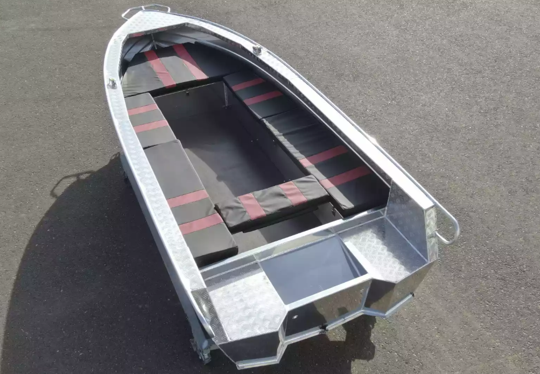 Алюминиевая лодка Wyatboat-390РМ увеличенный борт в Черкесске