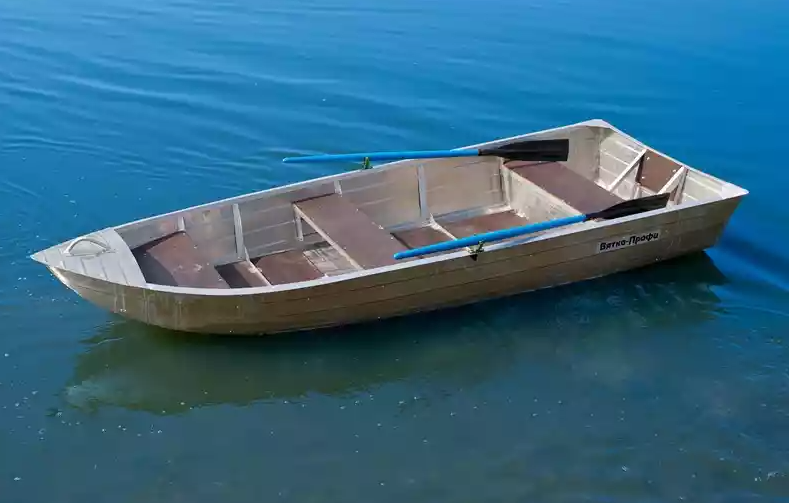 Алюминиевая лодка Вятка-Профи 32 в Черкесске