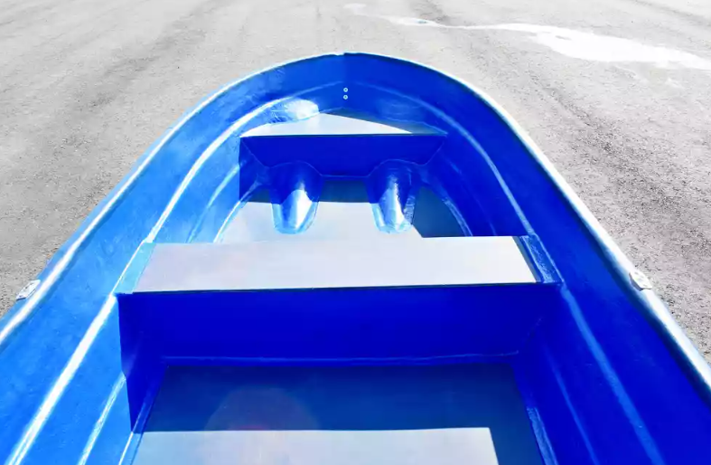 Стеклопластиковая лодка Neman-340 (тримаран) в Черкесске