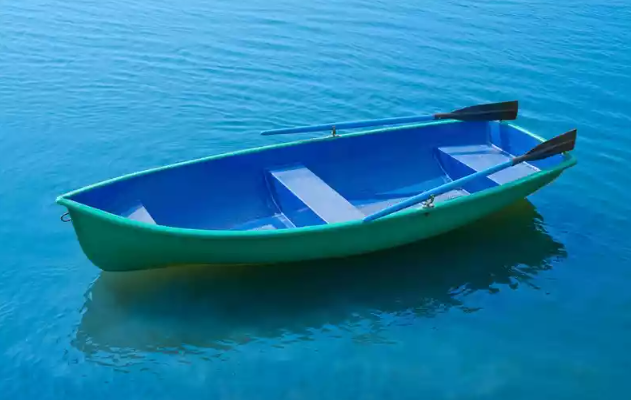 Стеклопластиковая лодка Дельфин в Черкесске