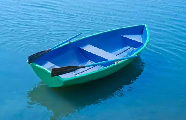 Стеклопластиковая лодка Дельфин в Черкесске