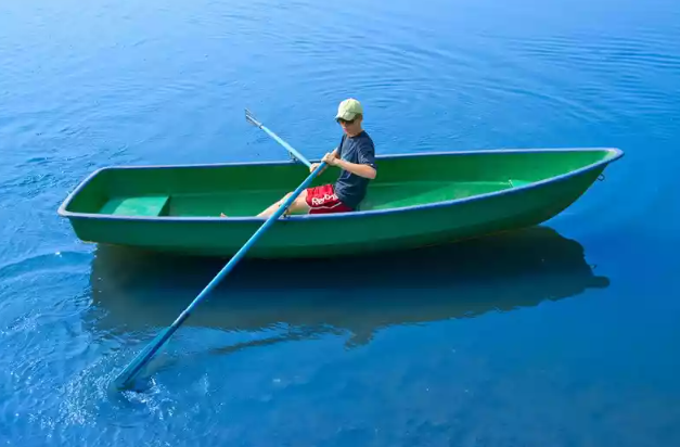 Стеклопластиковая Лодка Голавль в Черкесске