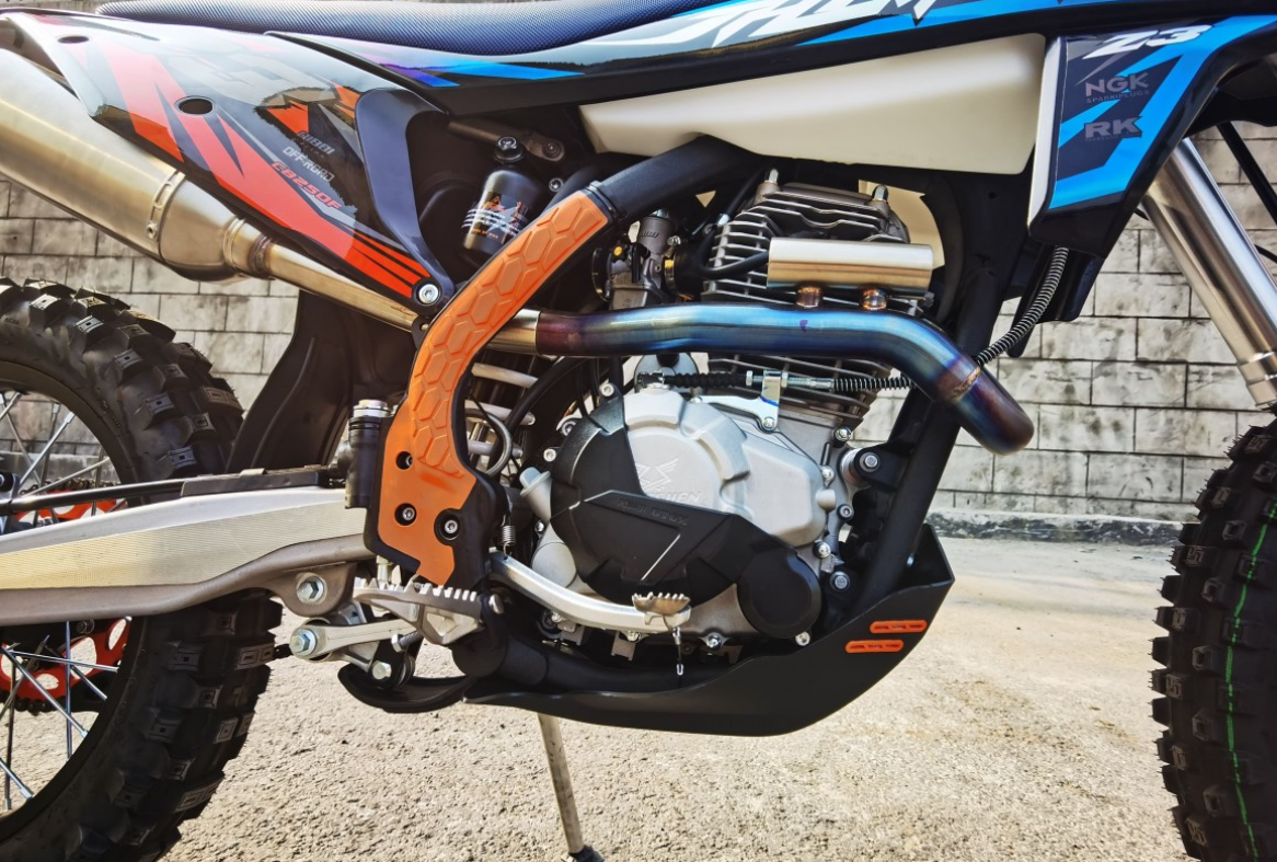 Мотоцикл JHLMOTO JHL Z3 CB250 (172FMM-3A) в Черкесске