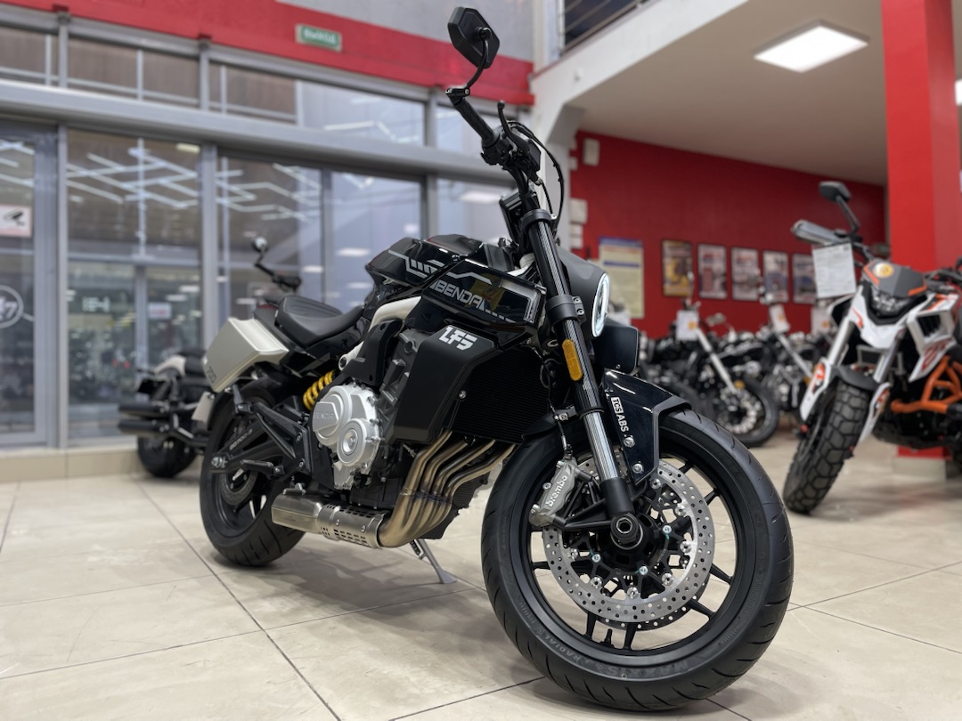 Мотоцикл Benda LFS 700 в Черкесске