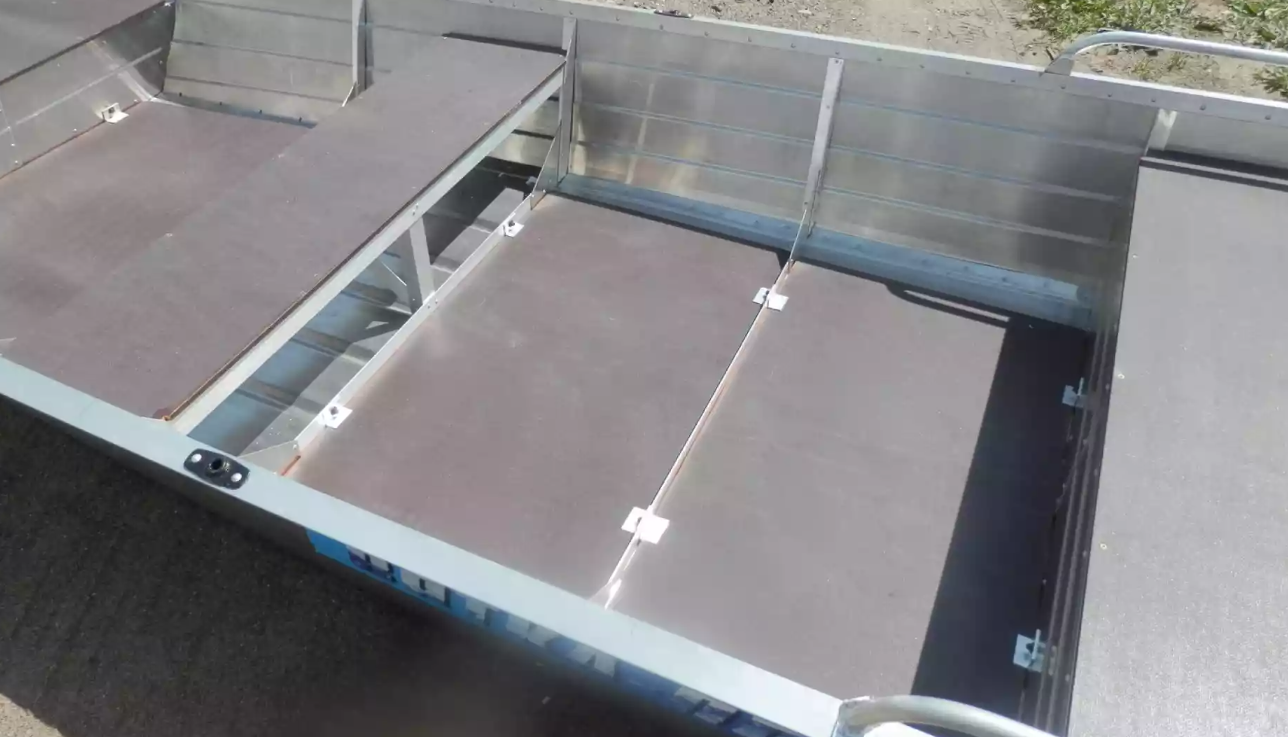 Алюминиевая лодка Вятка-Профи 32 в Черкесске