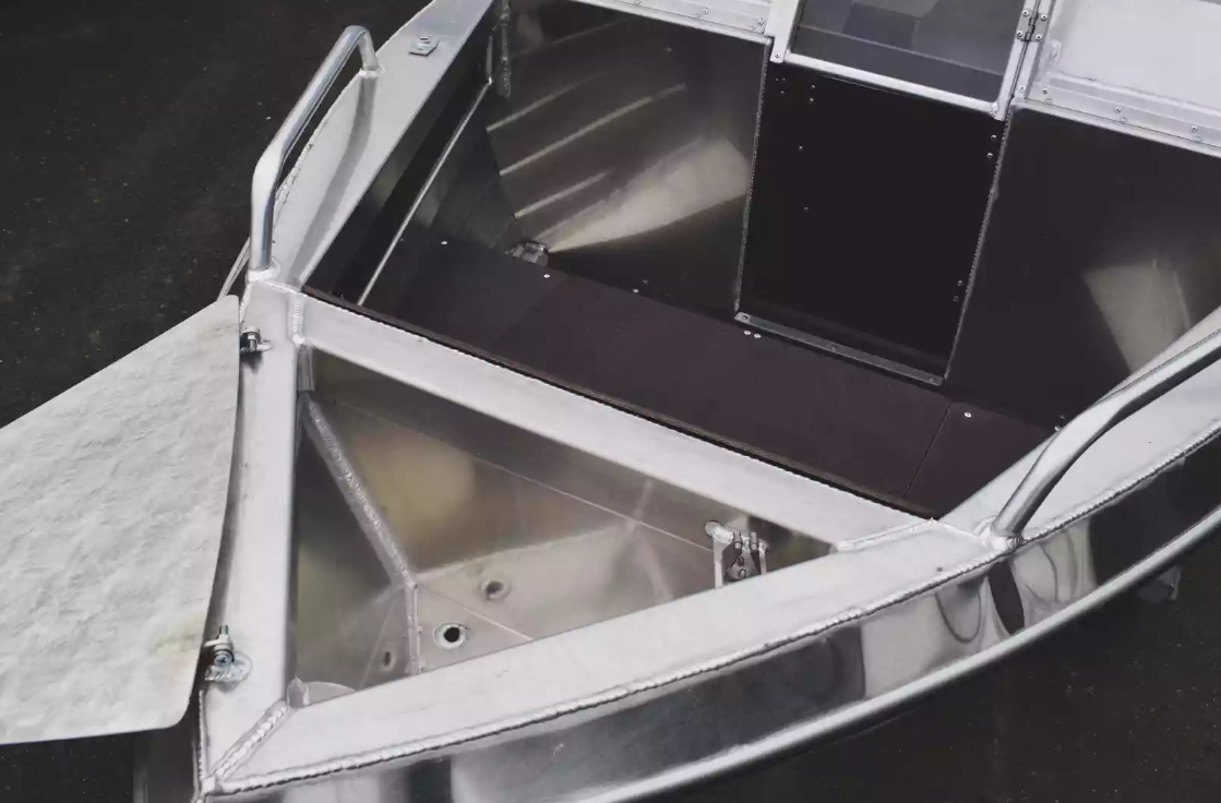 Алюминиевая лодка  Neman-400 DC в Черкесске