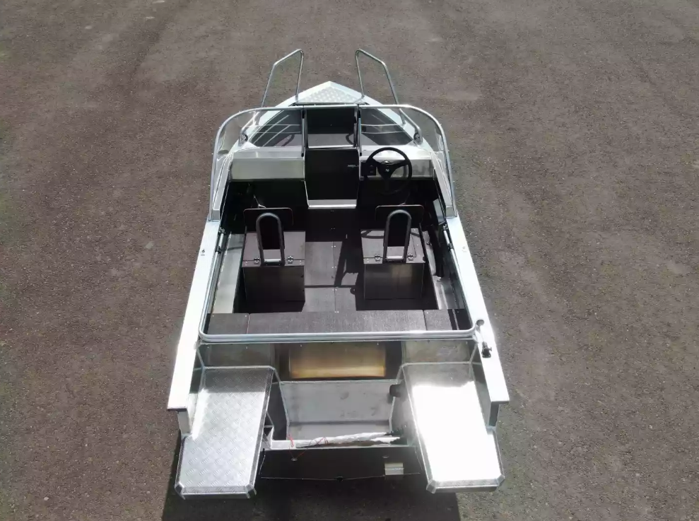 Алюминиевая лодка  Неман-400 DCM NEW в Черкесске