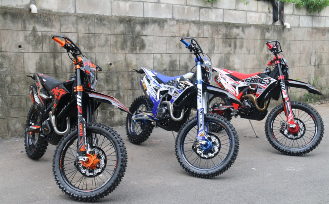 Кроссовый мотоцикл FAIDET NC300S ULTRA KKE в Черкесске