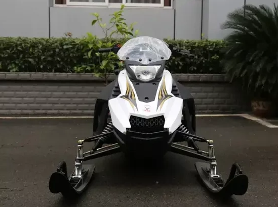 Снегоход ULAR 220 в Черкесске