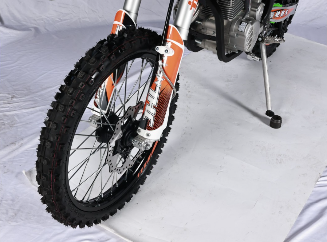 Мотоцикл JHLMOTO JHL LX1 CB250 (172FMM-3A) в Черкесске