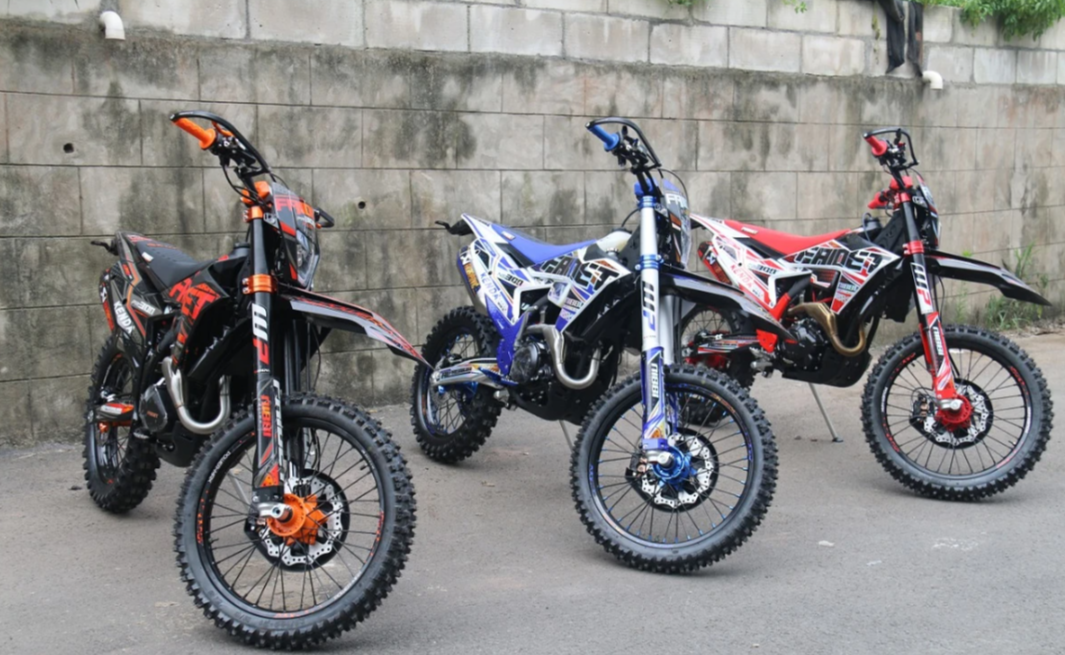 Кроссовый мотоцикл FAIDET CB300RL MAX KYB-TECH в Черкесске