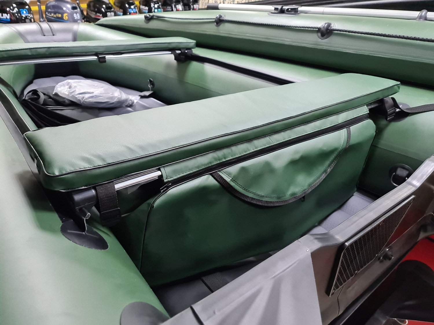 КОМПЛЕКТ МЯГКИХ НАКЛАДОК С СУМКОЙ ДЛЯ ЛОДОК 110Х20 ЗЕЛЕНЫЙ в Черкесске