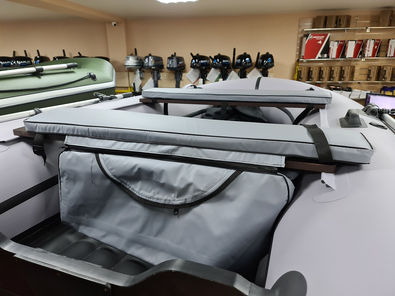 КОМПЛЕКТ МЯГКИХ НАКЛАДОК С СУМКОЙ ДЛЯ ЛОДОК 110Х20 СЕРЫЙ в Черкесске