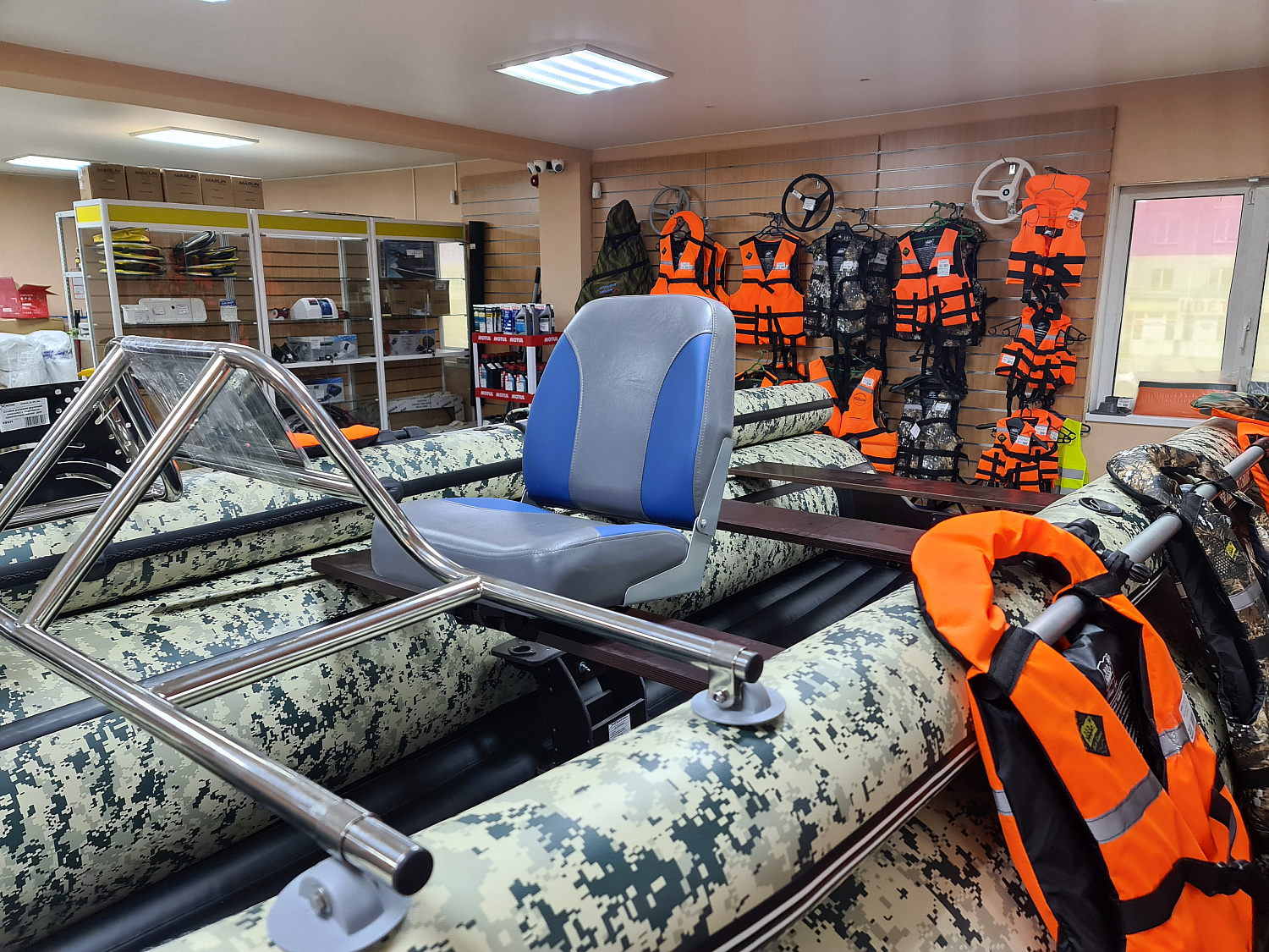 КРЕСЛО МЯГКОЕ РАСКЛАДНОЕ С ПОВОРОТНЫМ МЕХАНИЗМОМ ДЛЯ ЛОДОК в Черкесске