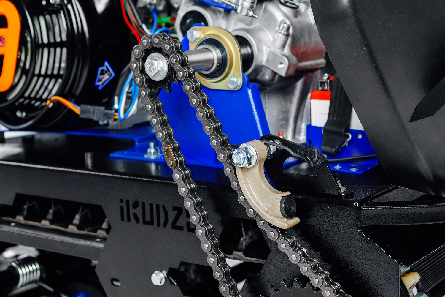 МОТОБУКСИРОВЩИК IKUDZO LONG 2.0 1700/500 EKR19 в Черкесске