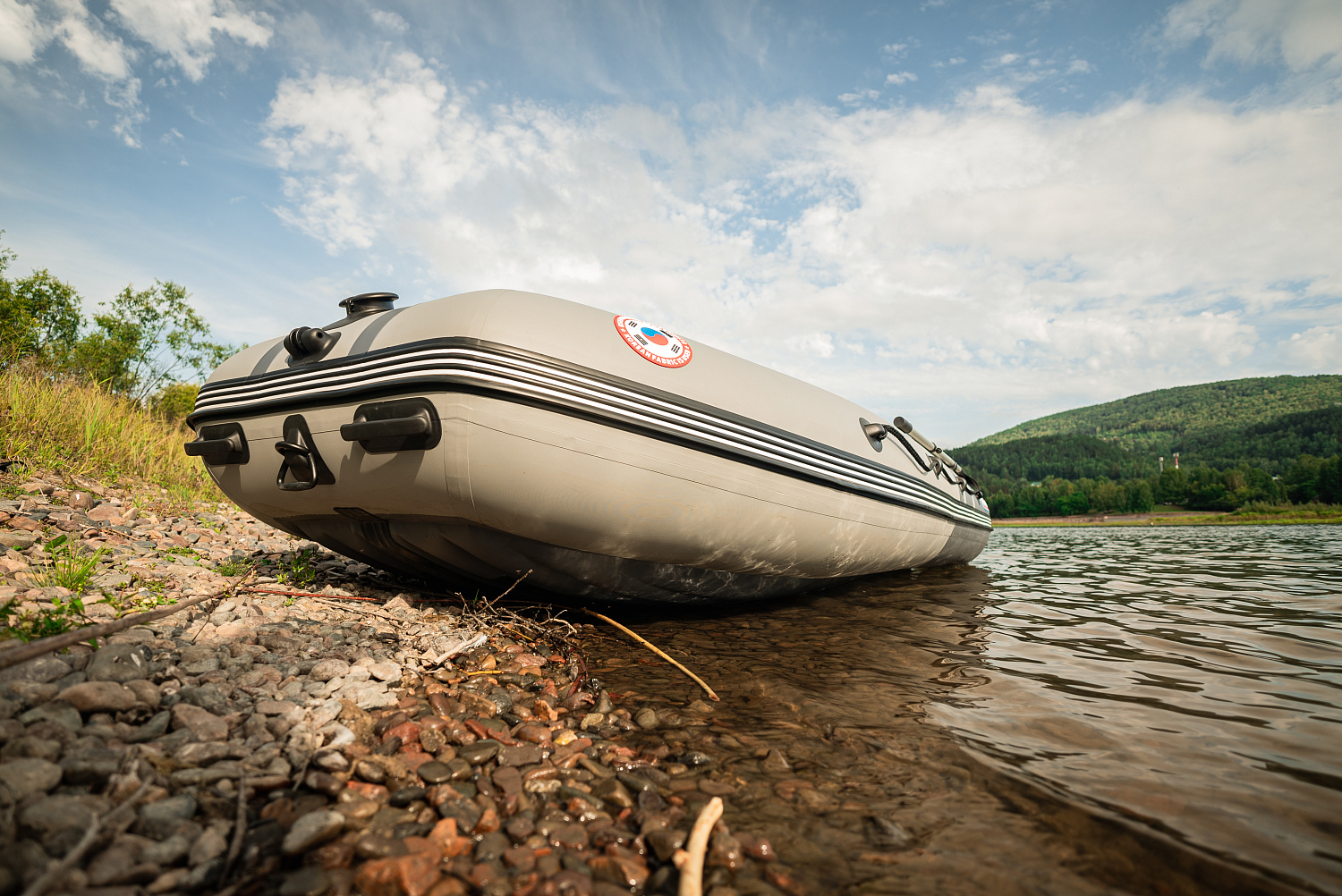 Лодка MISHIMO RIVER JET 390 под водомет в Черкесске